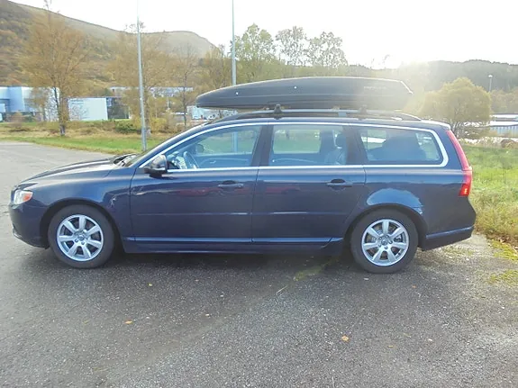 Volvo V70 2012 photo 3