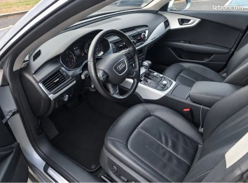 Audi A7 2011 photo 3