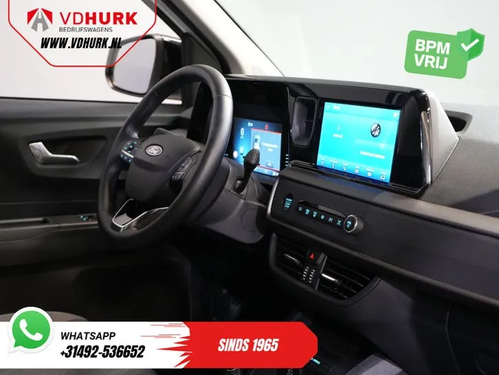 Ford Transit Courier 2023 photo 3