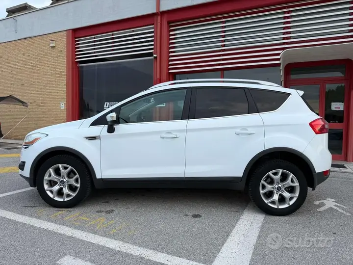 Ford Kuga 2011 photo 3
