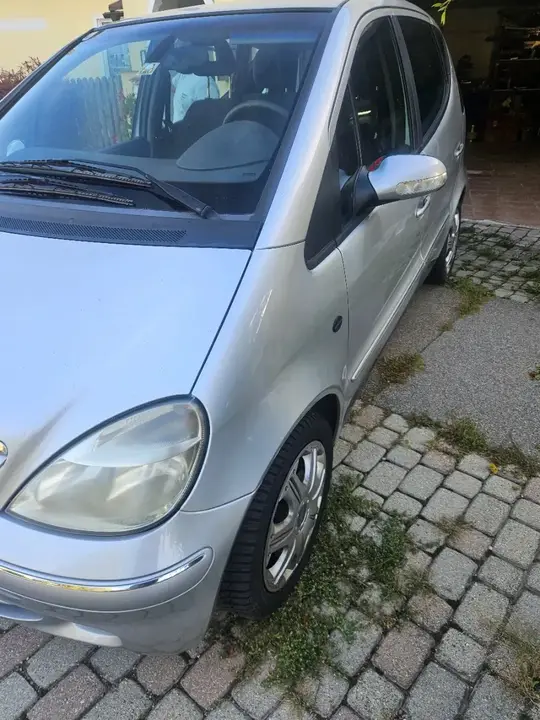 Mercedes-Benz A-Class 2004 photo 2