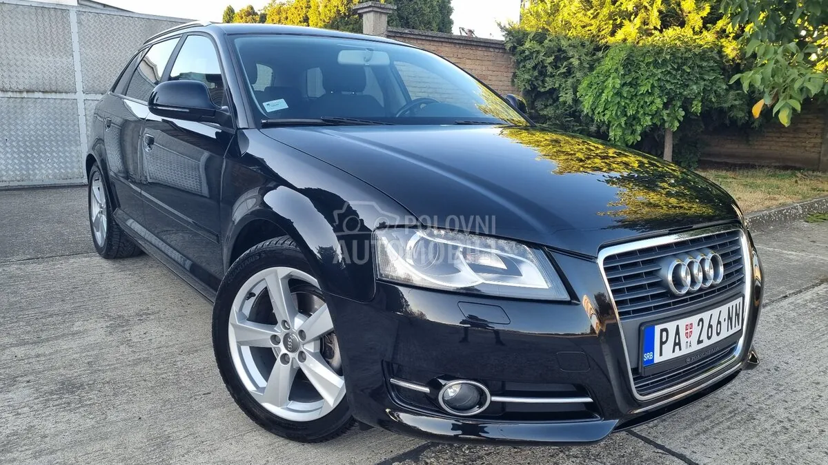 Audi A3 2010 photo 2