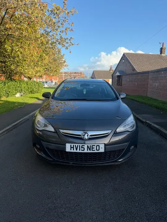Vauxhall Astra Gtc 2015 photo 2