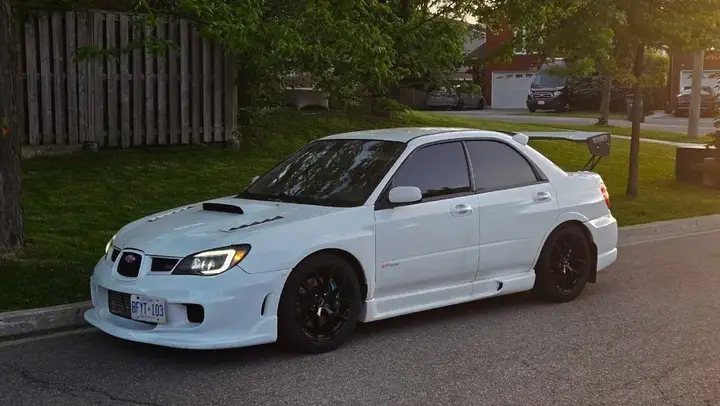 Subaru Impreza Wrx Sti 2006 photo 2