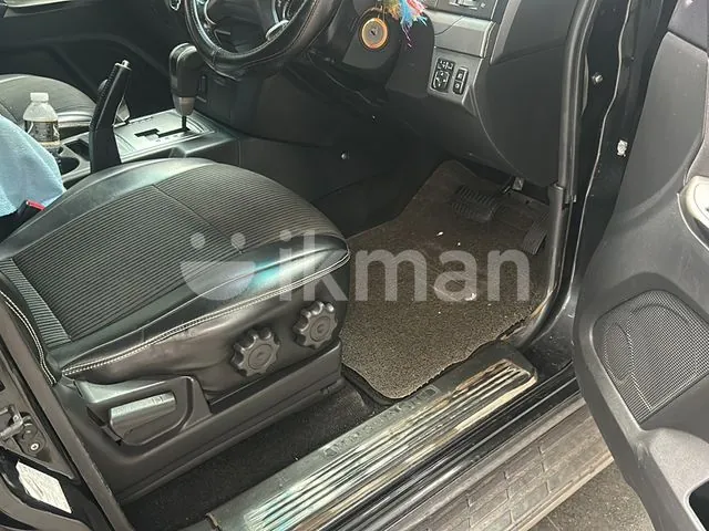Mitsubishi Montero 2015 photo 3