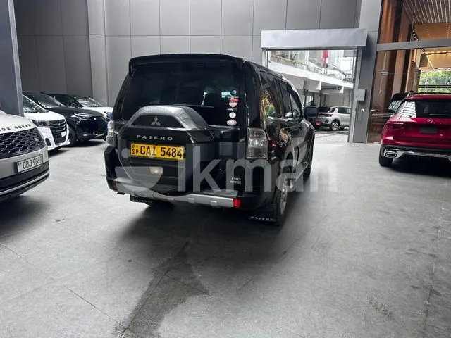 Mitsubishi Montero 2015 photo 4