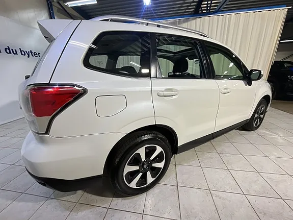 Subaru Forester 2018 photo 3