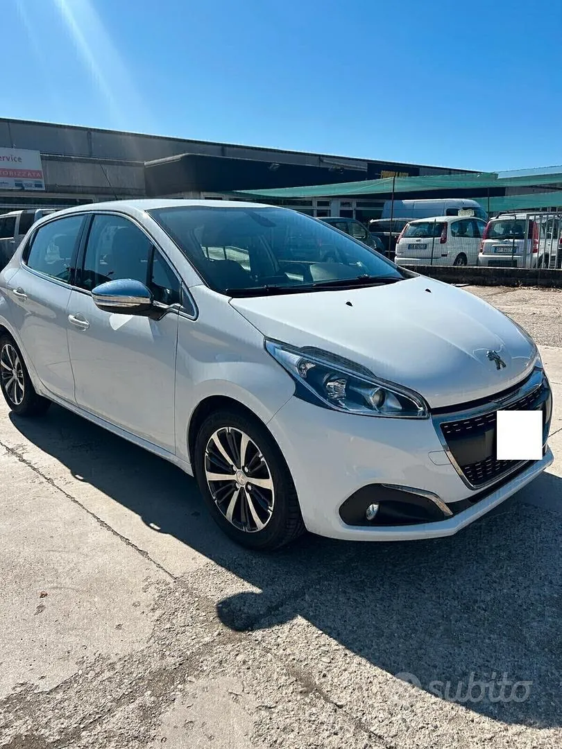 Peugeot 208 2016 photo 4