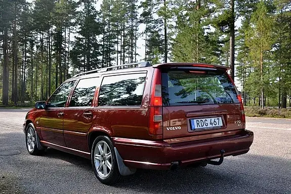 Volvo V70 2000 photo 2