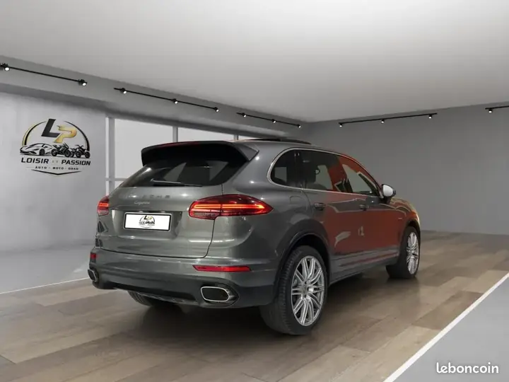 Porsche Cayenne 2015 photo 5