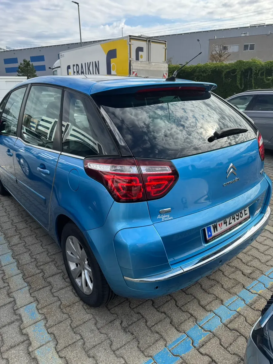 Citroen C4 Picasso 2012 photo 3