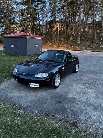 Mazda Mx-5 2000 photo 3