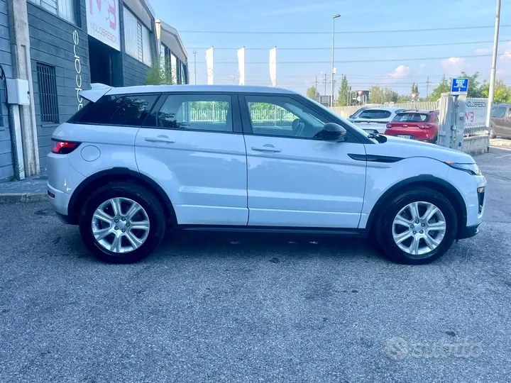 Land Rover Range Rover Evoque 2017 photo 4