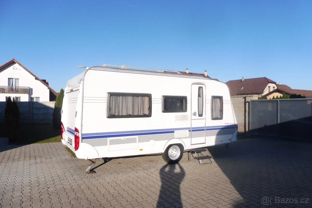 Hobby De Luxe 460 2009 photo 4