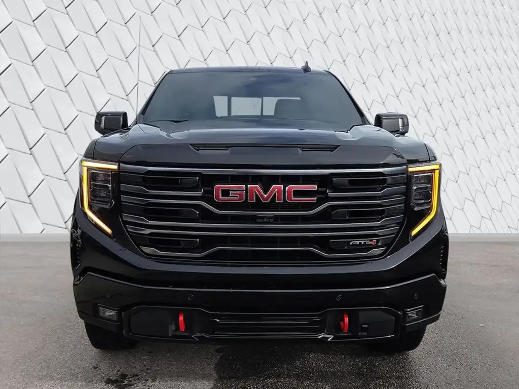 GMC Sierra 1500 2026 photo 2