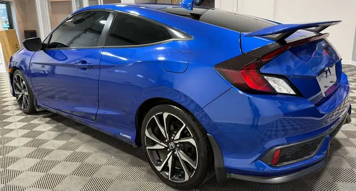 Honda Civic 2018 photo 3