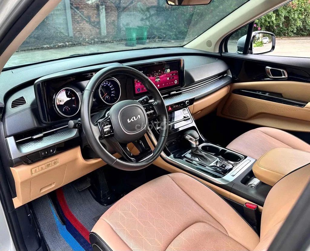 Kia Carnival 2022 photo 2