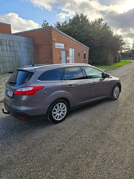 Ford Focus 2012 photo 4