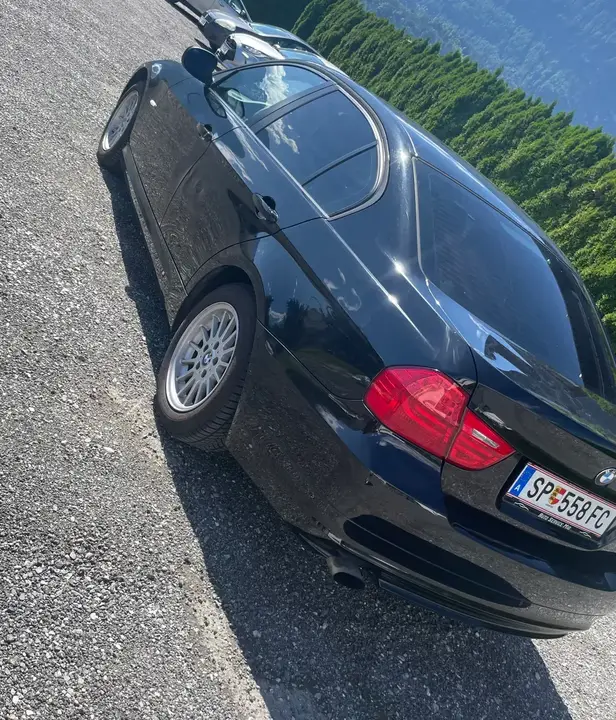 BMW 3Er-Reihe 316I 2009 photo 3