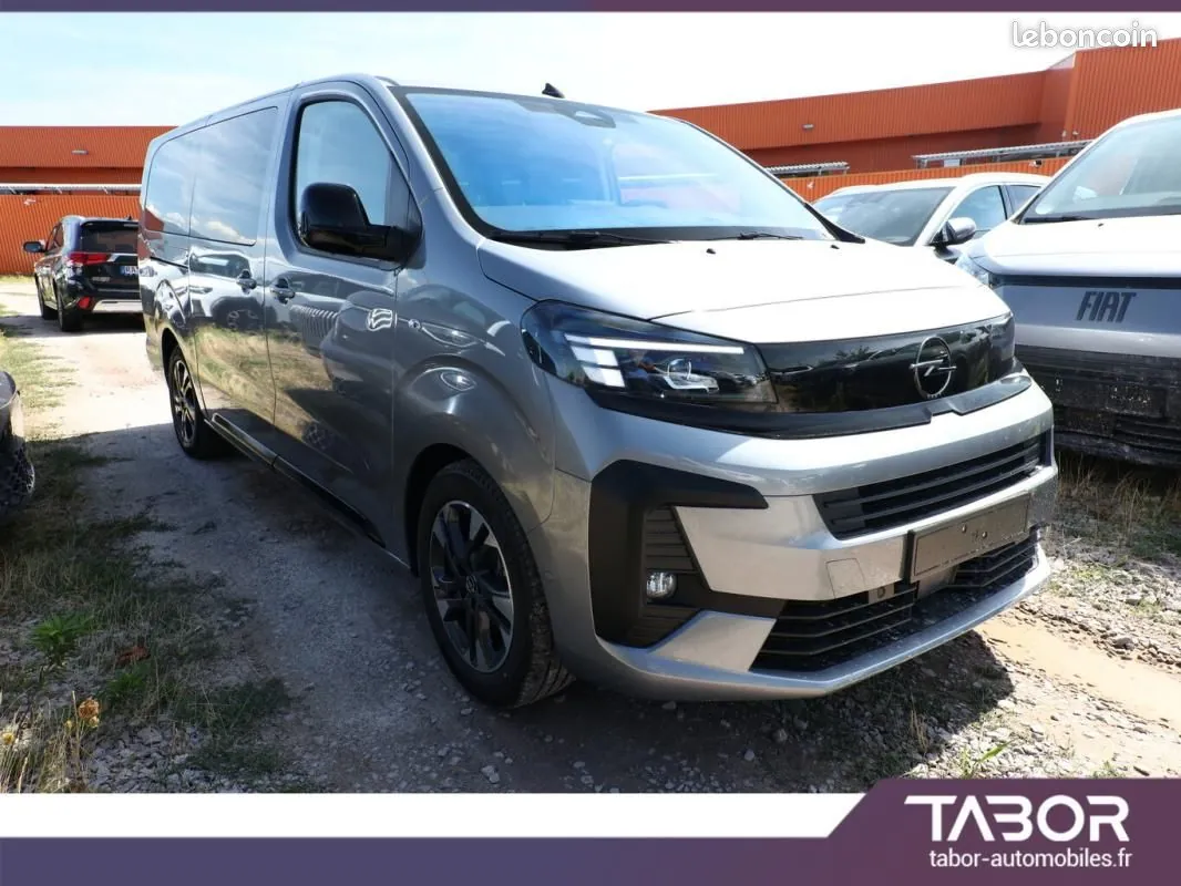 Opel Zafira 2026 photo 2