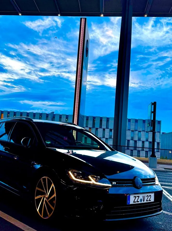 Volkswagen Golf R