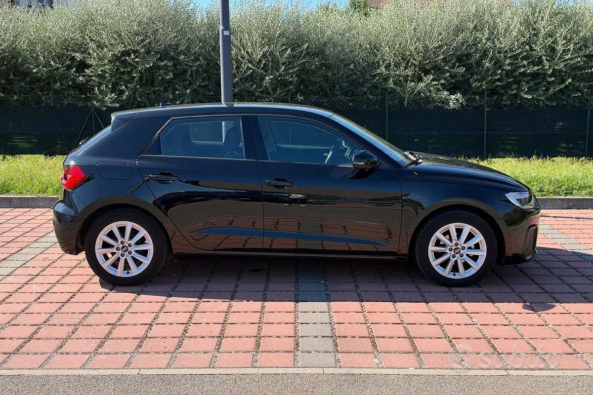 Audi A1 2023 photo 4