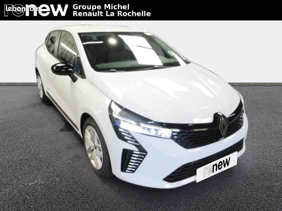 Renault Clio 2024 photo 3