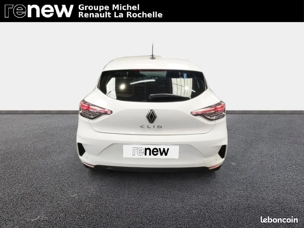 Renault Clio 2024 photo 5