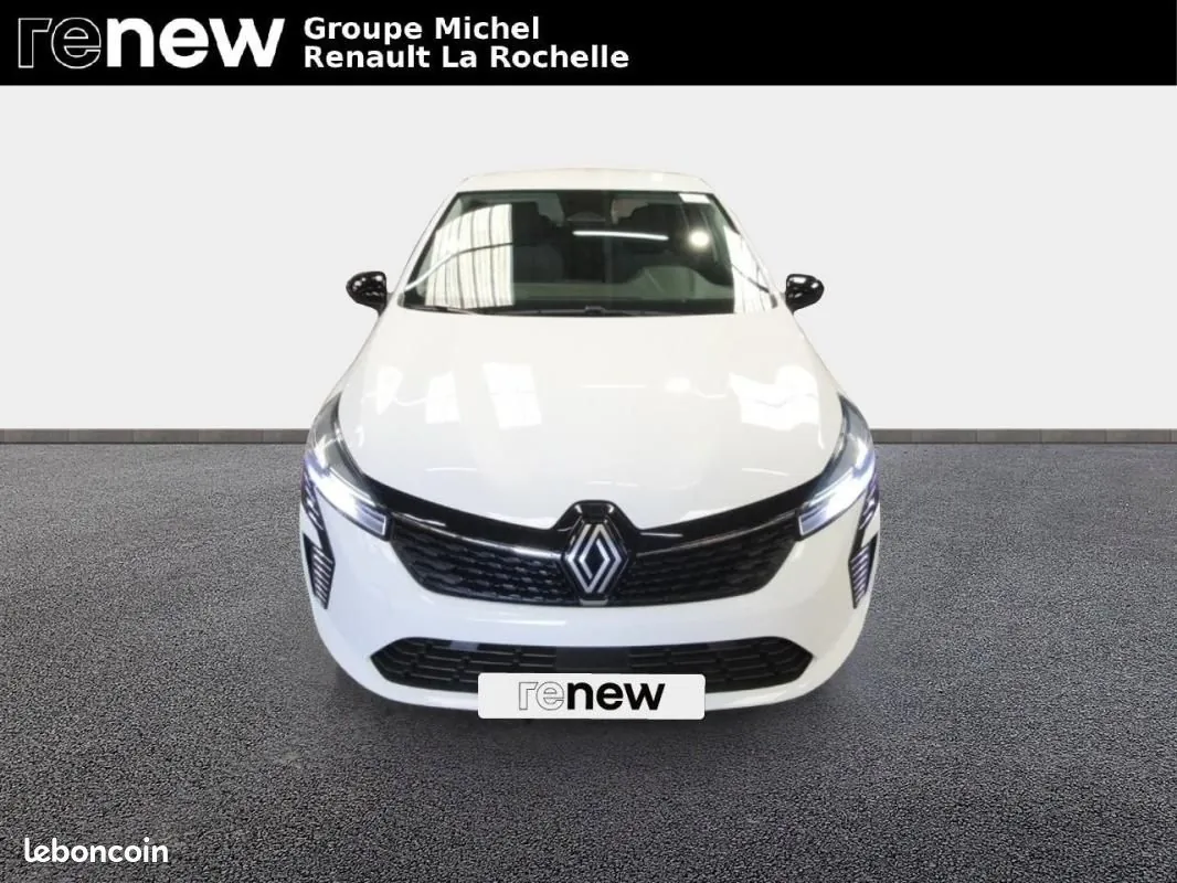 Renault Clio 2024 photo 2