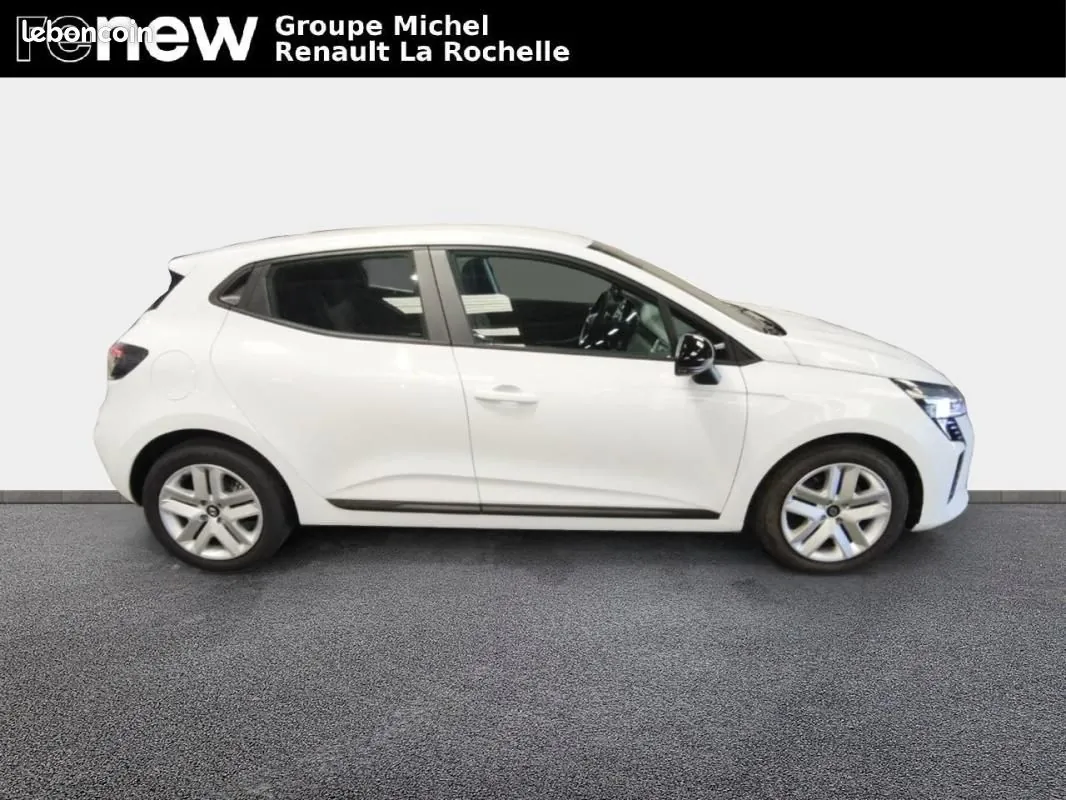 Renault Clio 2024 photo 4