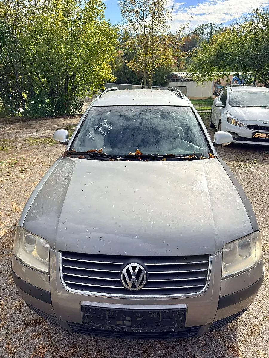 Volkswagen Passat 2004 photo 2