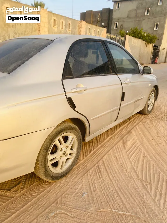 Kia Cerato 2005 photo 4