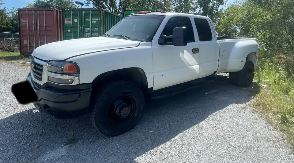 GMC Sierra 3500Hd 2005 photo 5