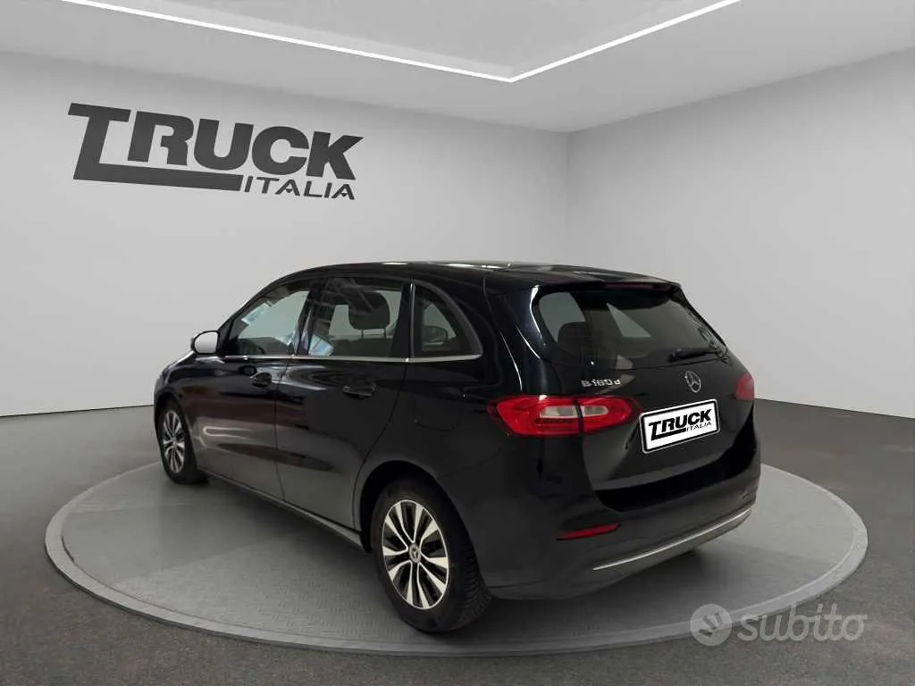 Mercedes-Benz B-Class 2022 photo 4