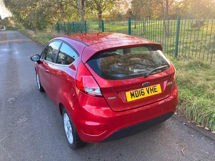 Ford Fiesta 2016 photo 4