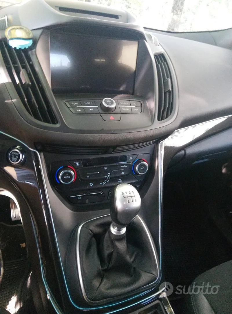 Ford Kuga 2017 photo 4