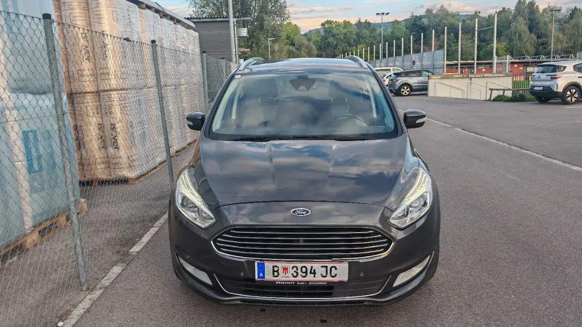 Ford Galaxy 2016 photo 2