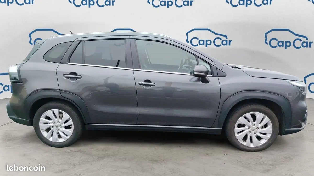 Suzuki Sx4 S-Cross 2023 photo 4