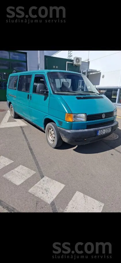 Volkswagen T4 Long 1998 photo 2