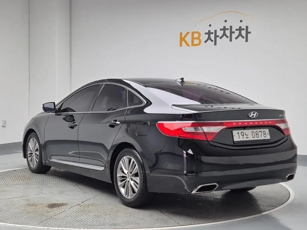 Hyundai Grandeur 2017 photo 2