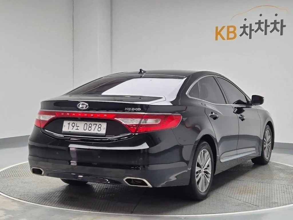 Hyundai Grandeur 2017 photo 3