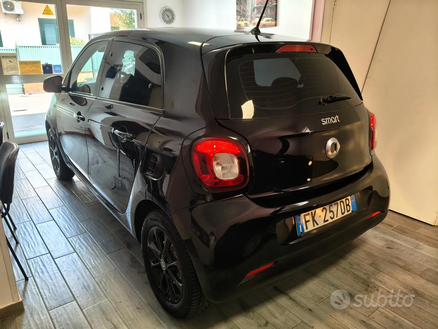 Smart Forfour 2017 photo 5
