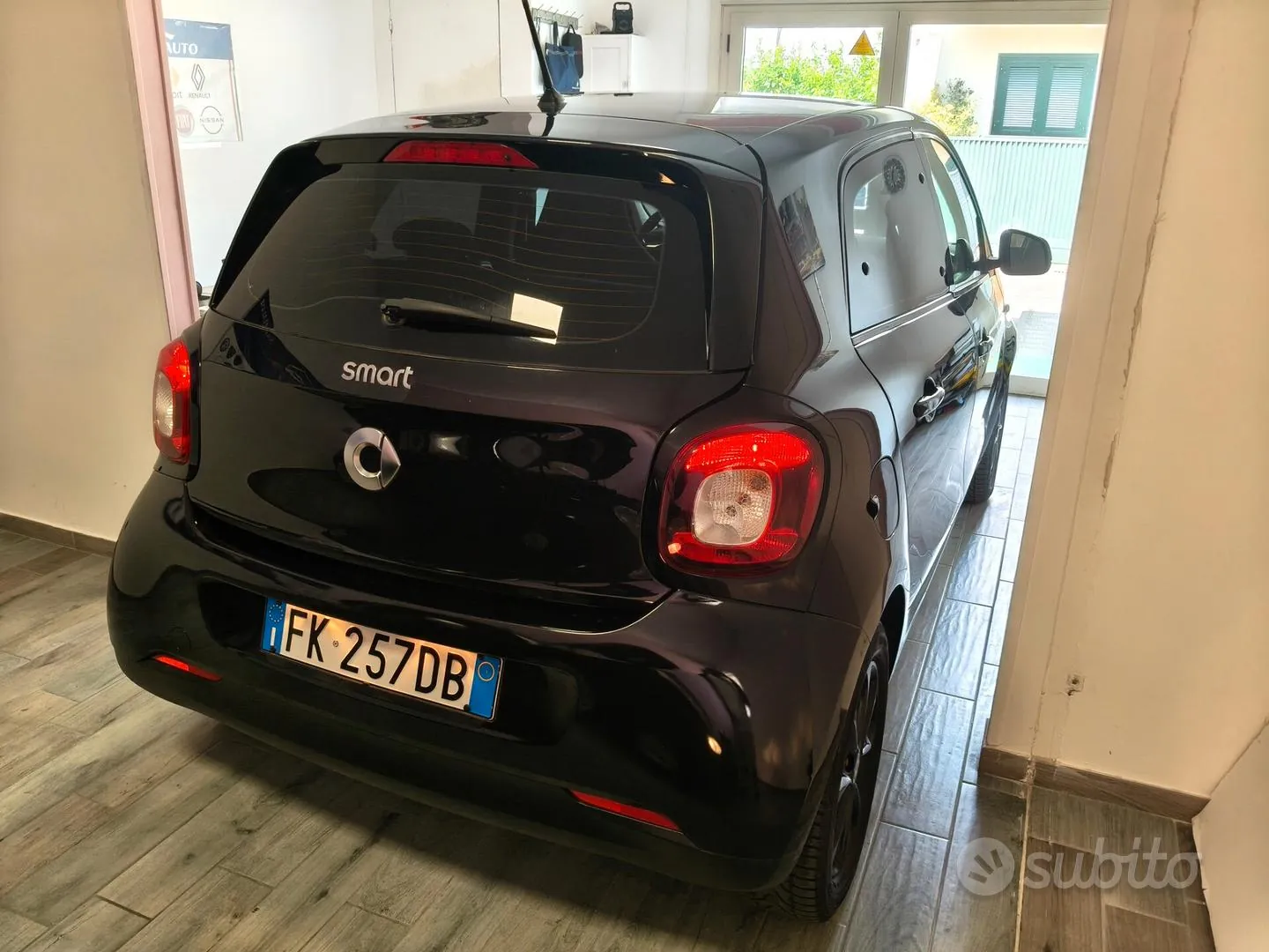 Smart Forfour 2017 photo 3