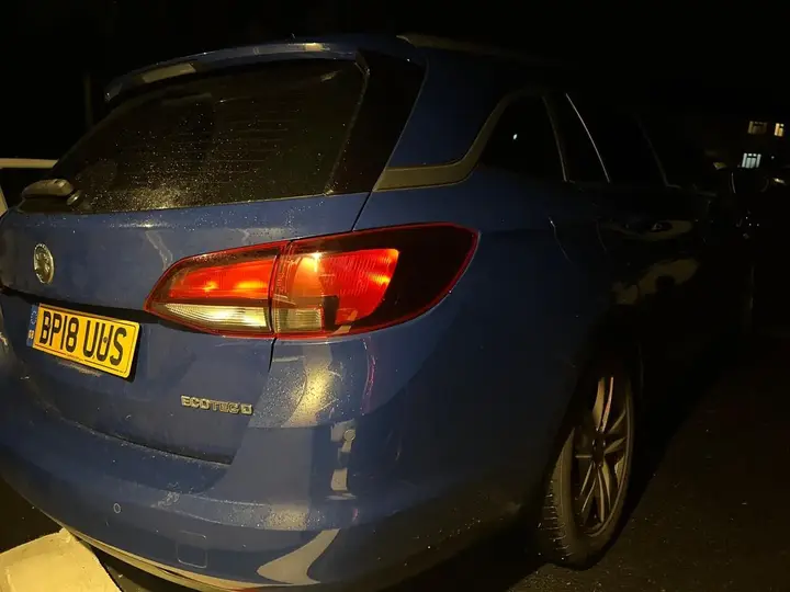 Vauxhall Astra 2018 photo 2