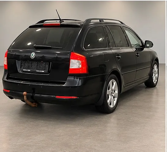 Skoda Octavia 2010 photo 5