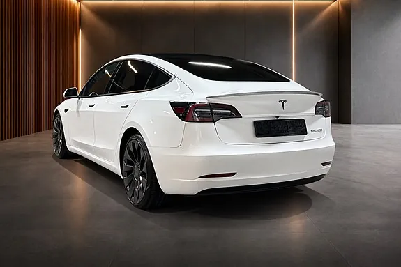 Tesla Model 3 2021 photo 3