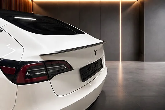 Tesla Model 3 2021 photo 4