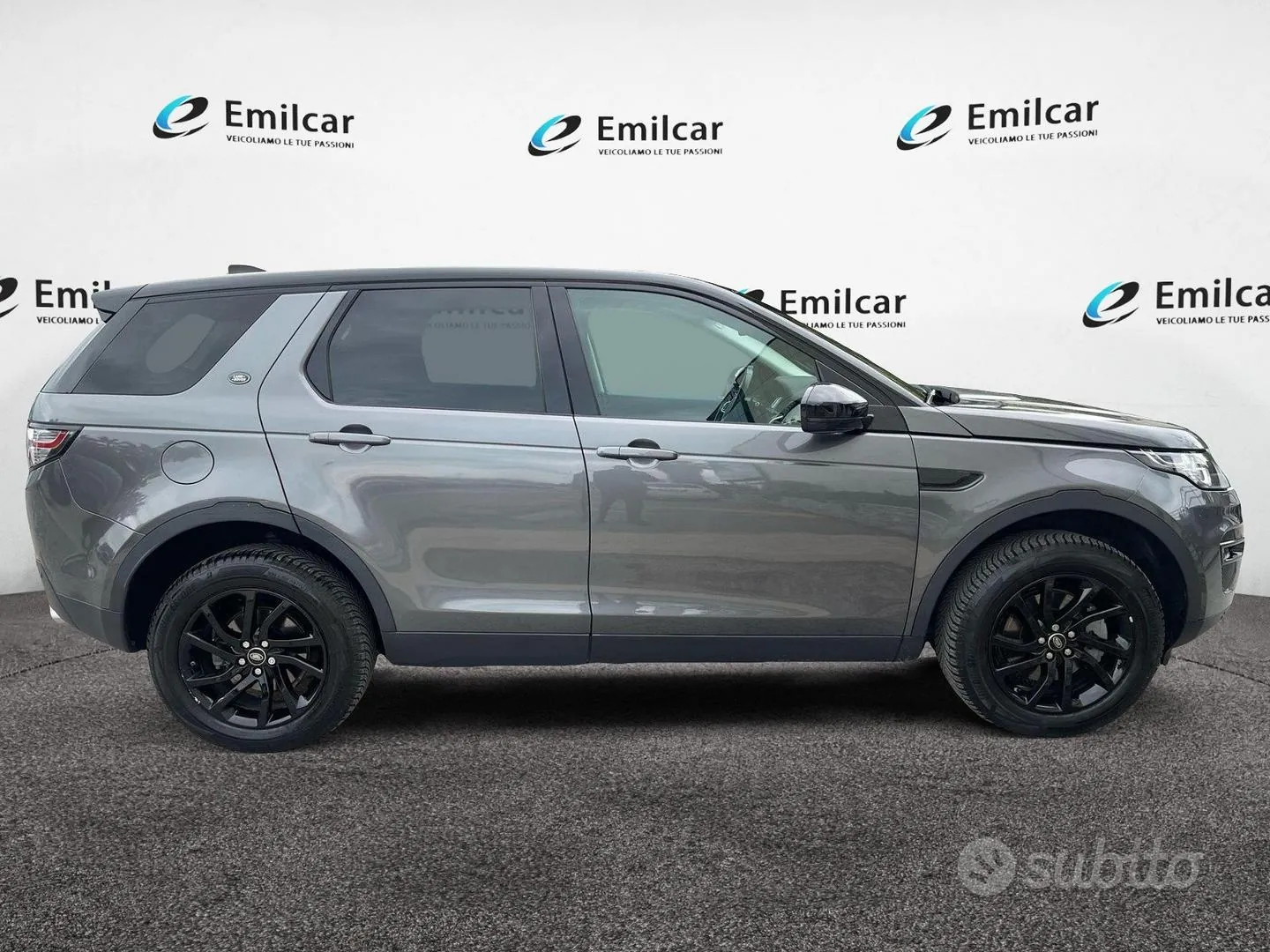 Land Rover Discovery Sport 2017 photo 3