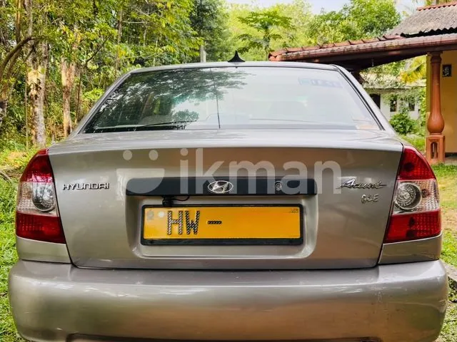Hyundai Accent 2004 photo 2