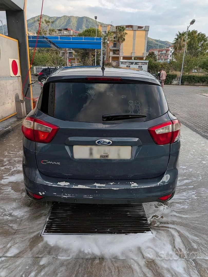 Ford C-Max 2011 photo 4